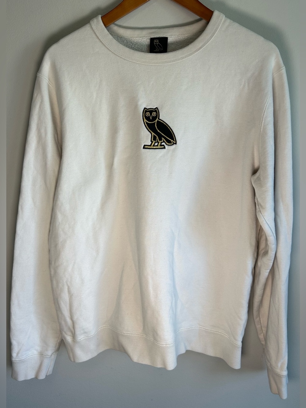 October's Very Own OVO Mens Crewneck Sweater Sz L Off White Embroidered Owl Logo